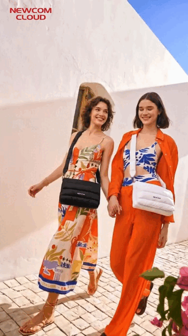 NEWCOM CLOUD Shoulder bag